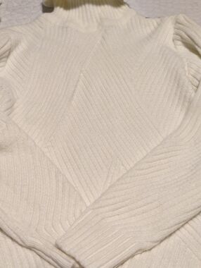 Women's Cream Ribbed Turtleneck Sweater